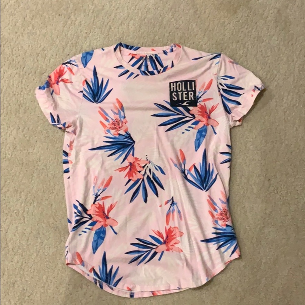 Hollister Tee